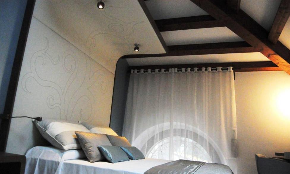 Hotel Palazzo Fortunato Sant'Agata di Militello Room photo