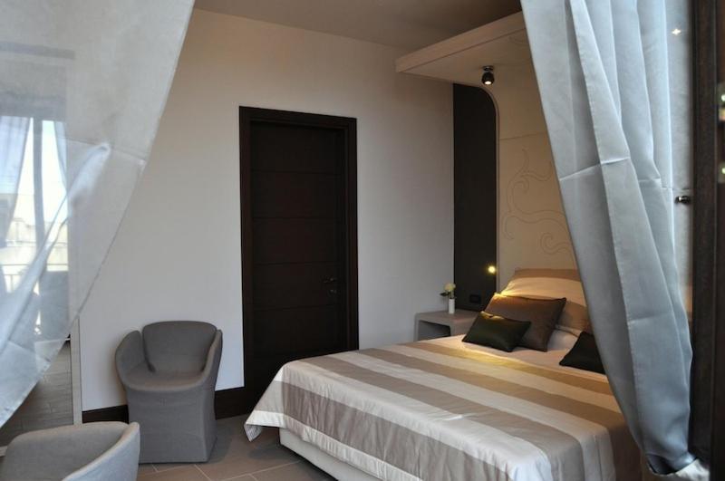 Hotel Palazzo Fortunato Sant'Agata di Militello Room photo
